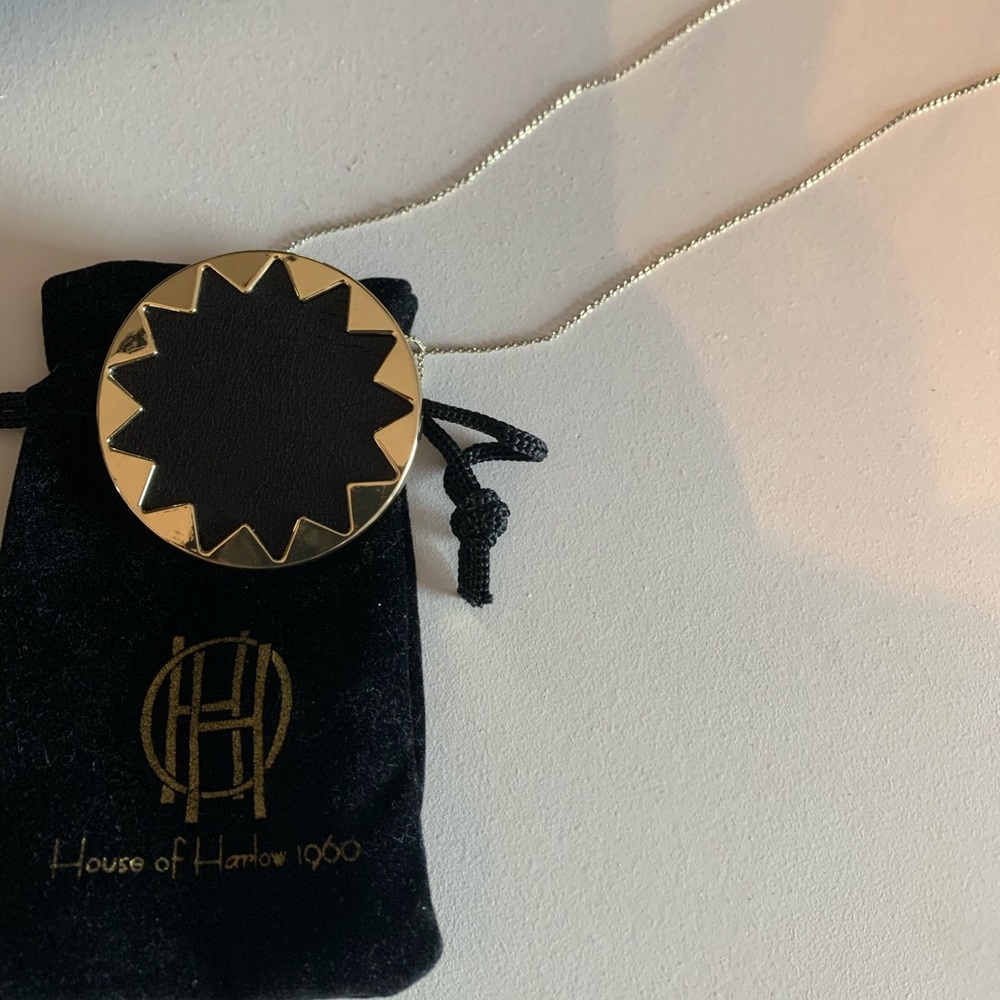 Sunburst Pendant Necklace
HOUSE OF HARLOW 1960